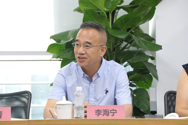 兩會連線丨李海寧： 強(qiáng)化技術(shù)研發(fā)，深耕產(chǎn)業(yè)謀發(fā)展