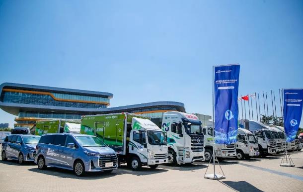 捷氫科技與多家企業(yè)合作，上海燃料電池汽車示范應用打響“第一槍”